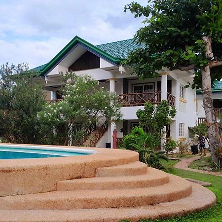 Blue Dolphin Hotel Malapascua Island Exterior photo