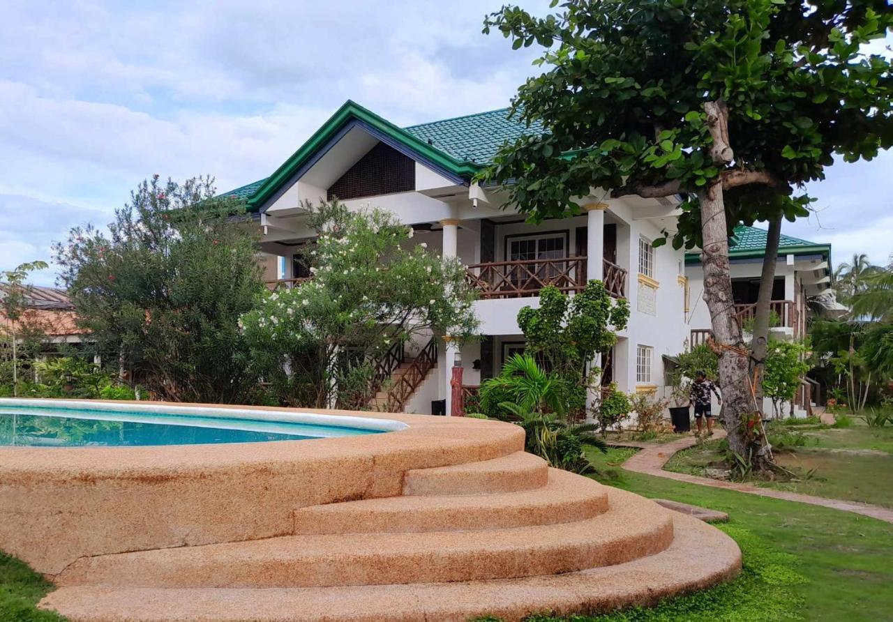 Blue Dolphin Hotel Malapascua Island Exterior photo